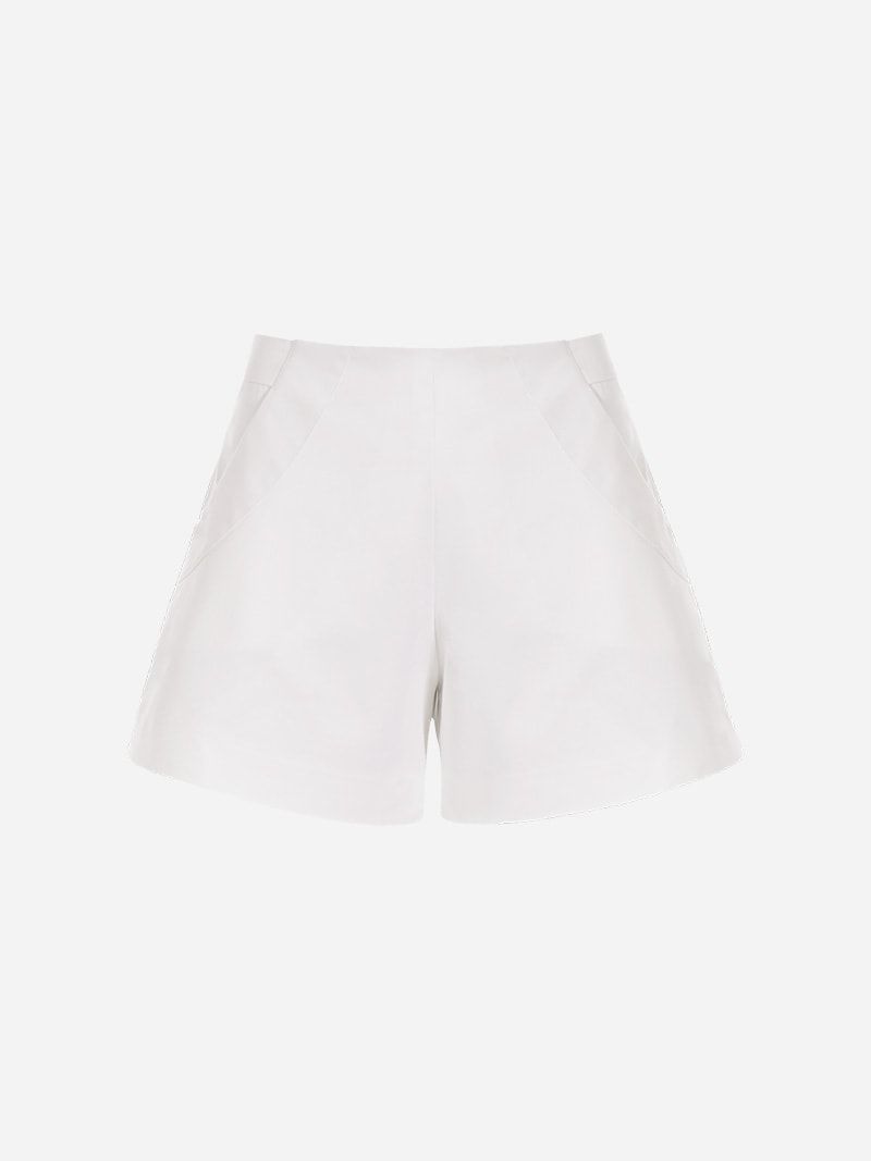 White Curve Shorts | Imauve
