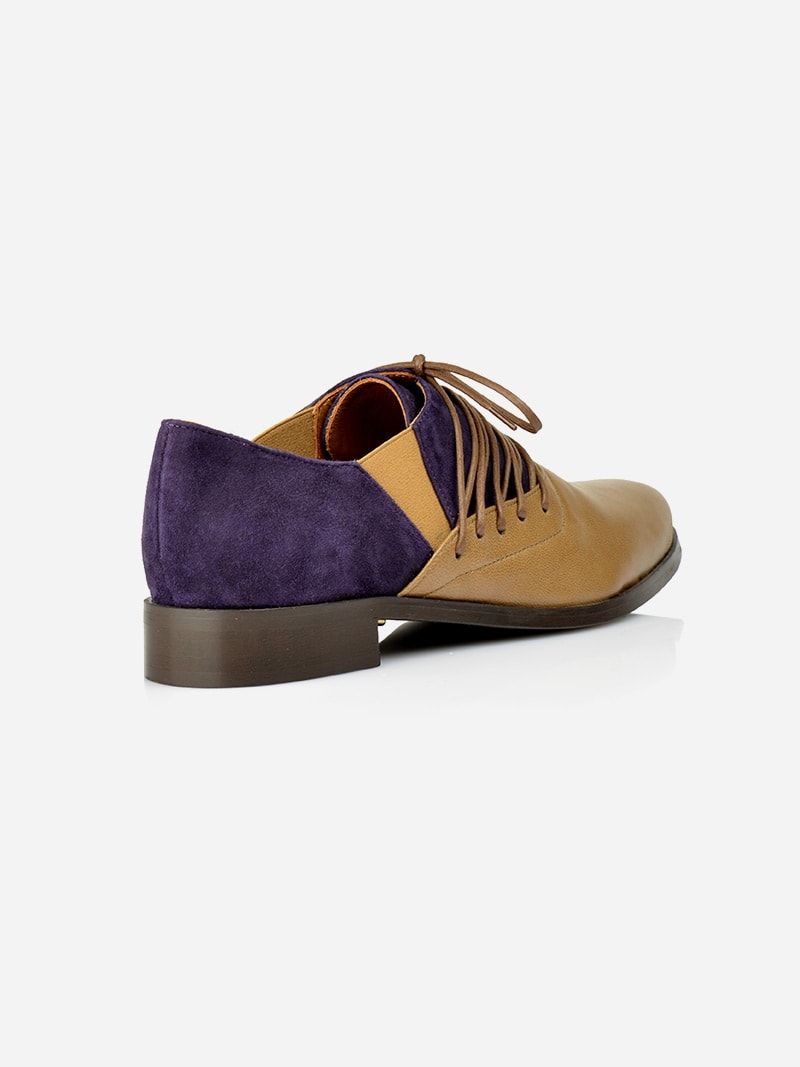 Laces on Violet Shoes | JJ Heitor