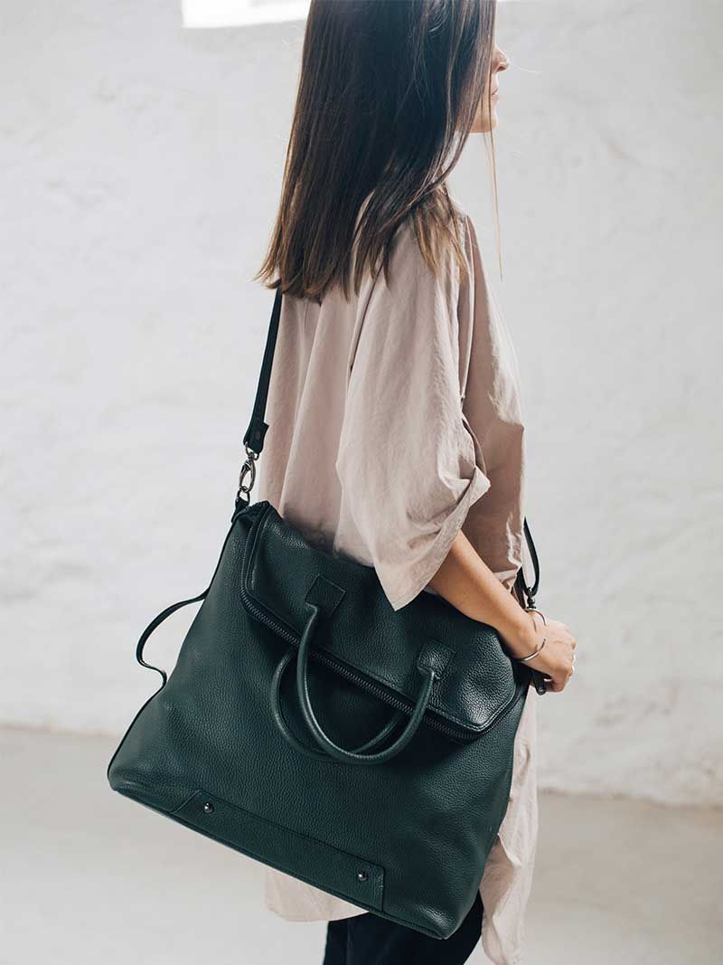 Green Messenger Bag MM by PP | Maria Maleta