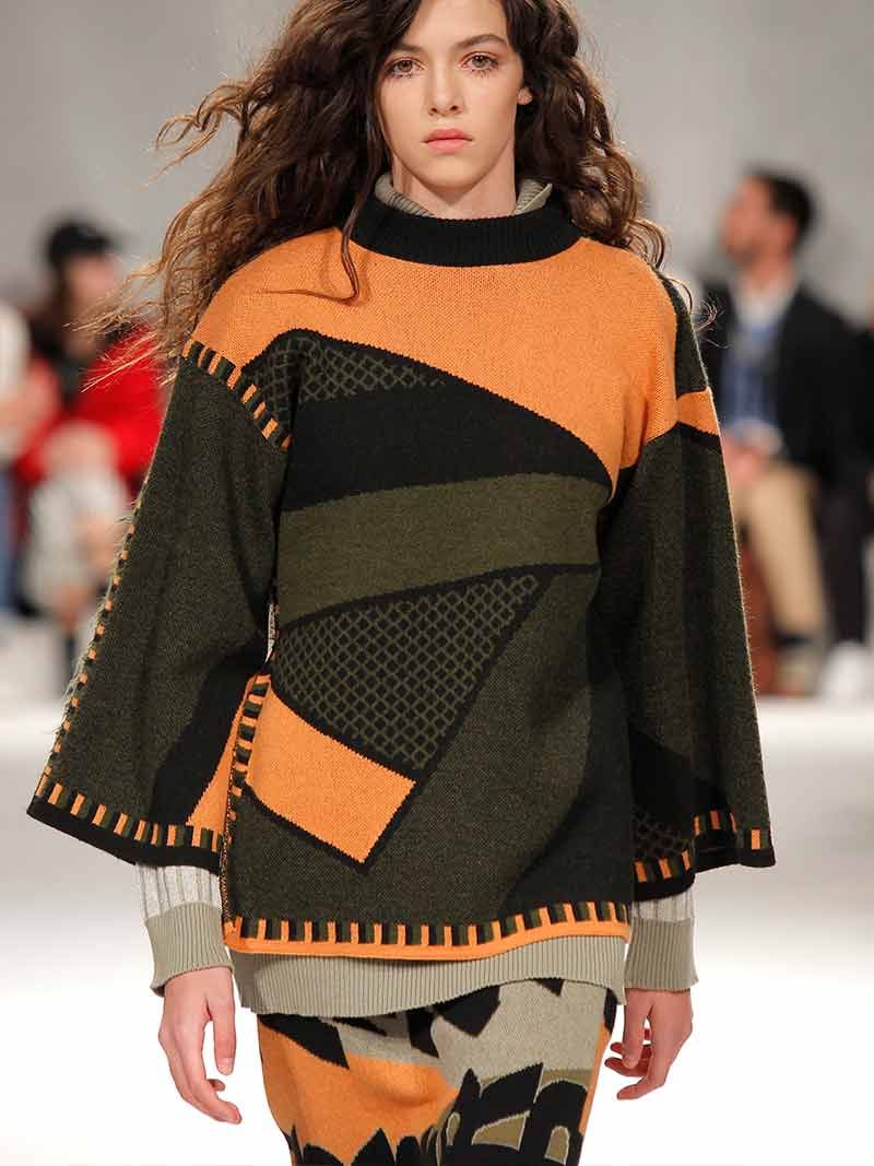 Asymmetric 3 Color Sweater | Susana Bettencourt