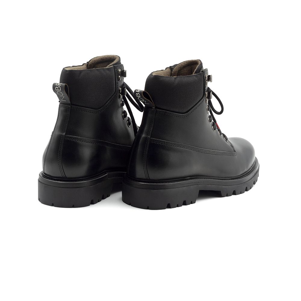 Crystal Black | Nobrand