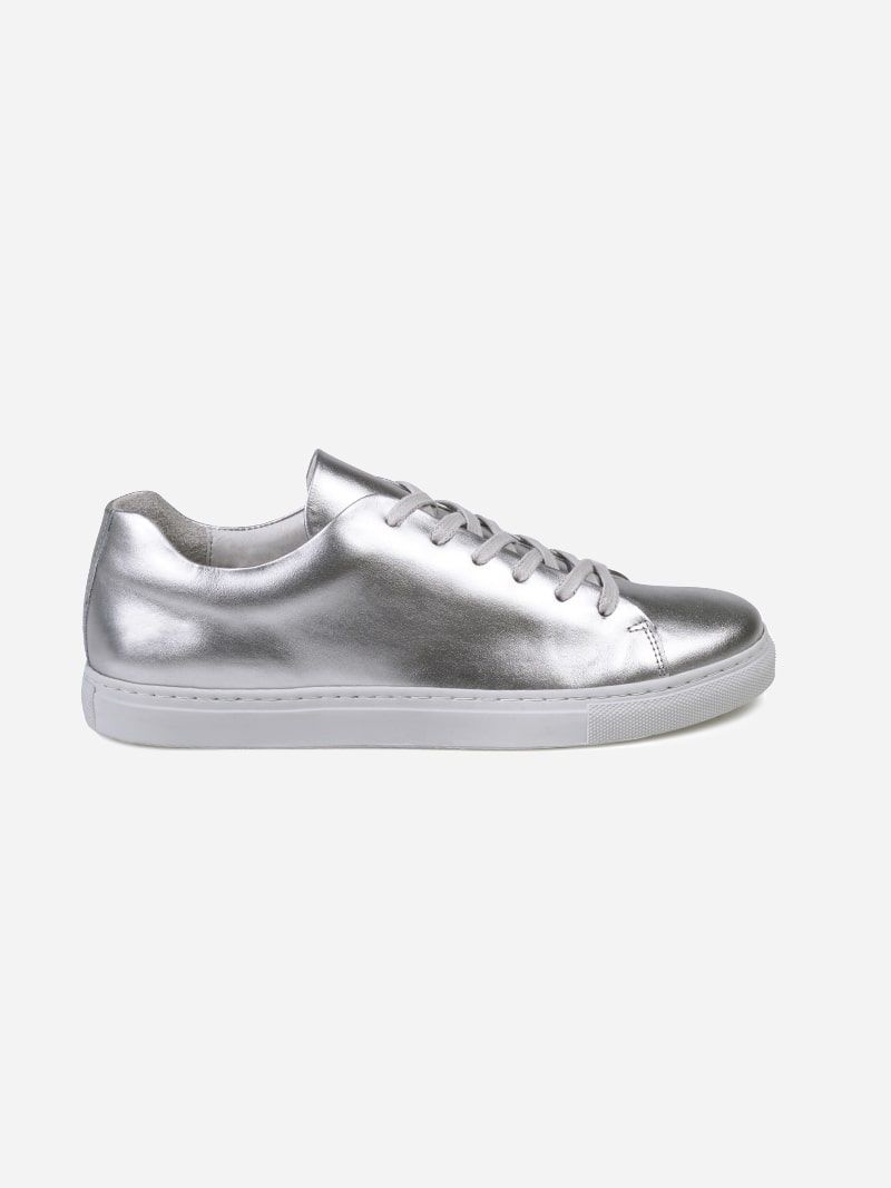 Blank Silver Sneakers | Van Rohe