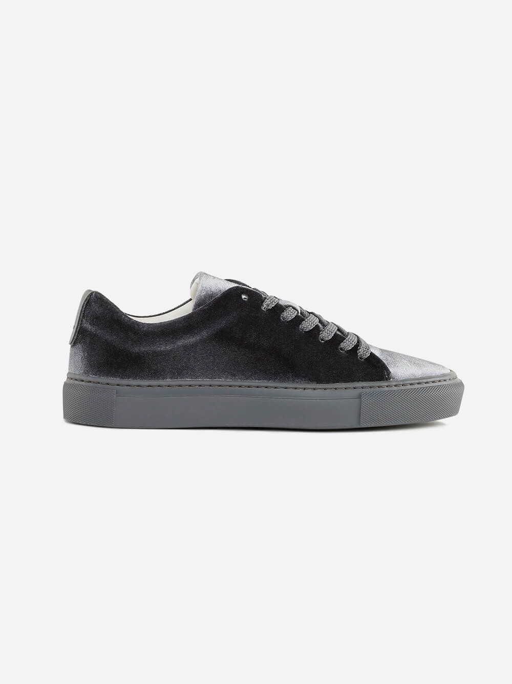 Grey Sneakers | Lemoke