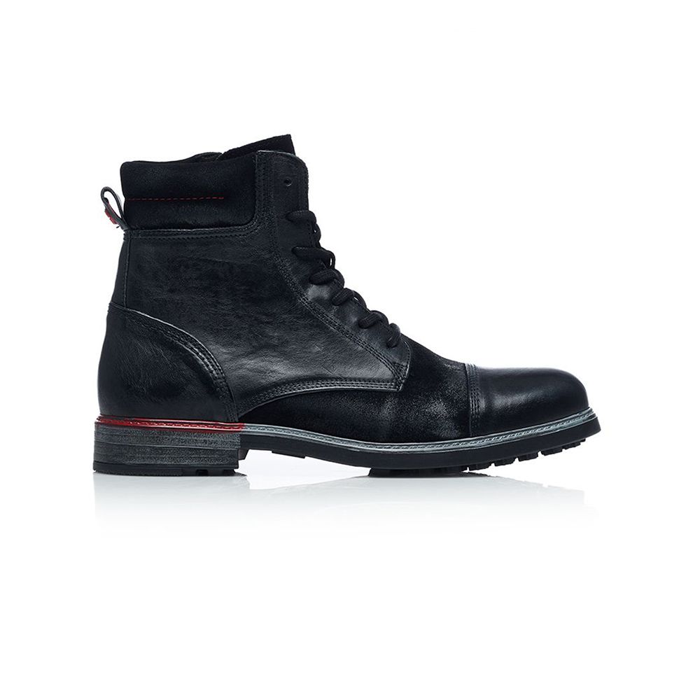 Iron 4 Black | Nobrand