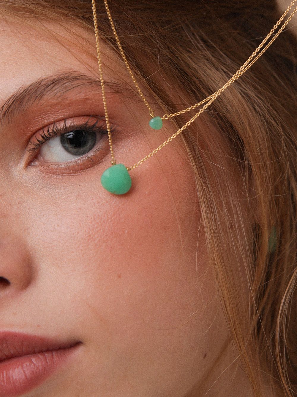 Colar Dourado Gota Verde