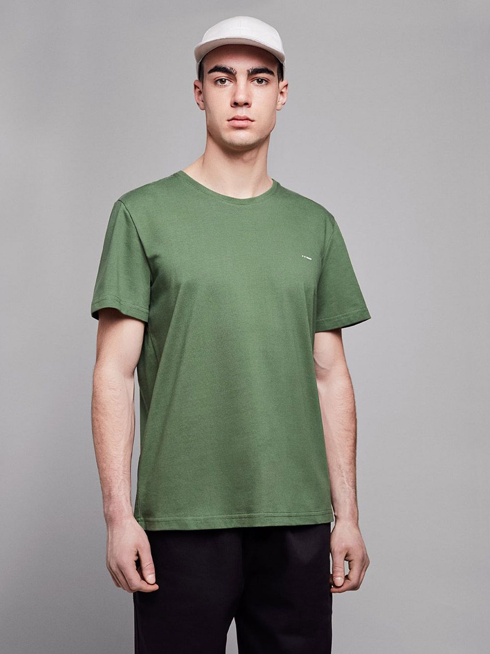 T-shirt Essential Verde | Wetheknot